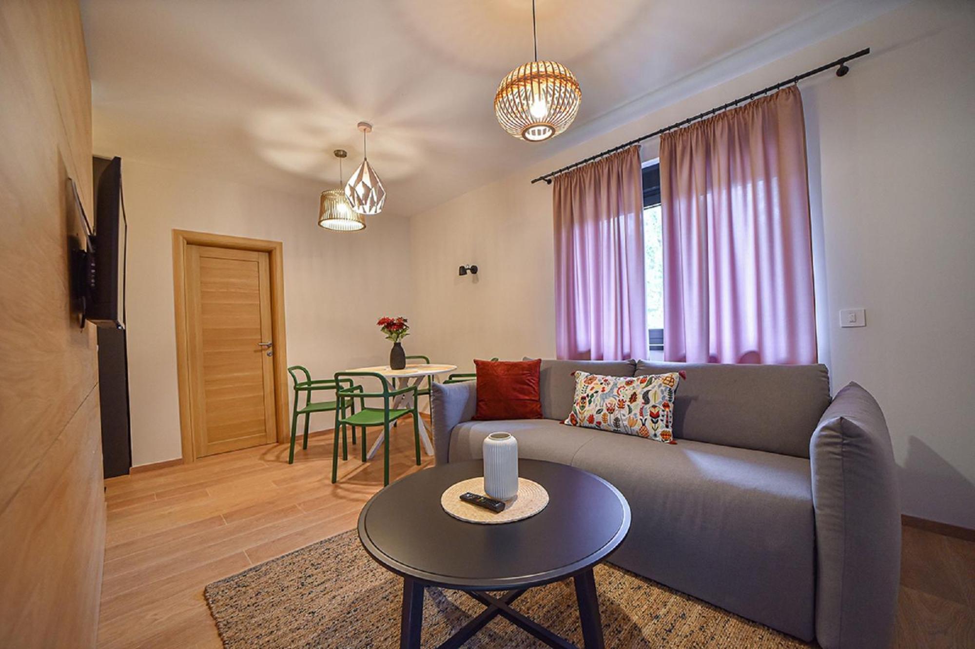 Beli Bor Zlatibor Aparthotel Ngoại thất bức ảnh