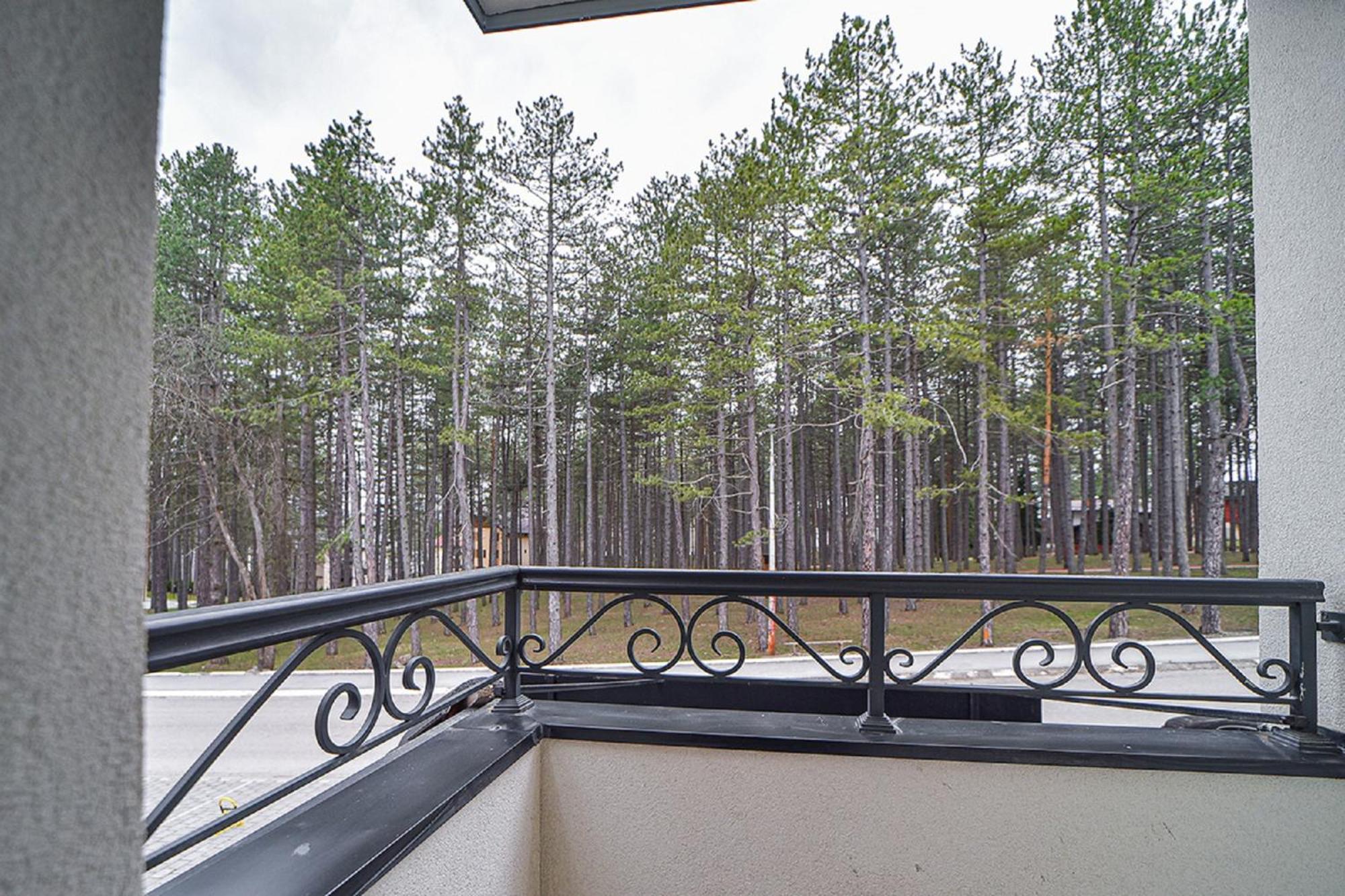 Beli Bor Zlatibor Aparthotel Ngoại thất bức ảnh